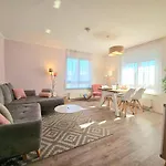 Wunderschoen-Wohnen-Im-Apartment-Rooftop